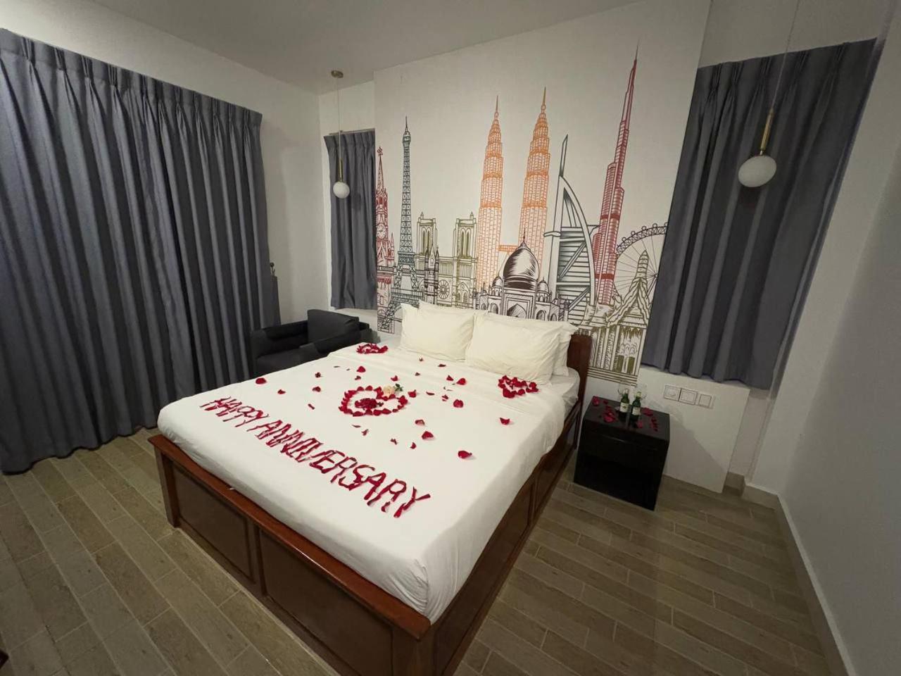 Times Hotel At Bassac Lane Phnom Penh Esterno foto
